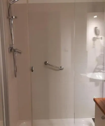 ベッド・アンド・ブレックファスト 